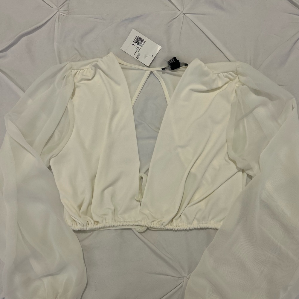 NWT Forever 21 Cream Sheer Sleeve Backless Blouse